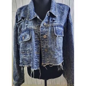 Fashion Nova's Distressed Jean Crop Top For Plus Size 3XL